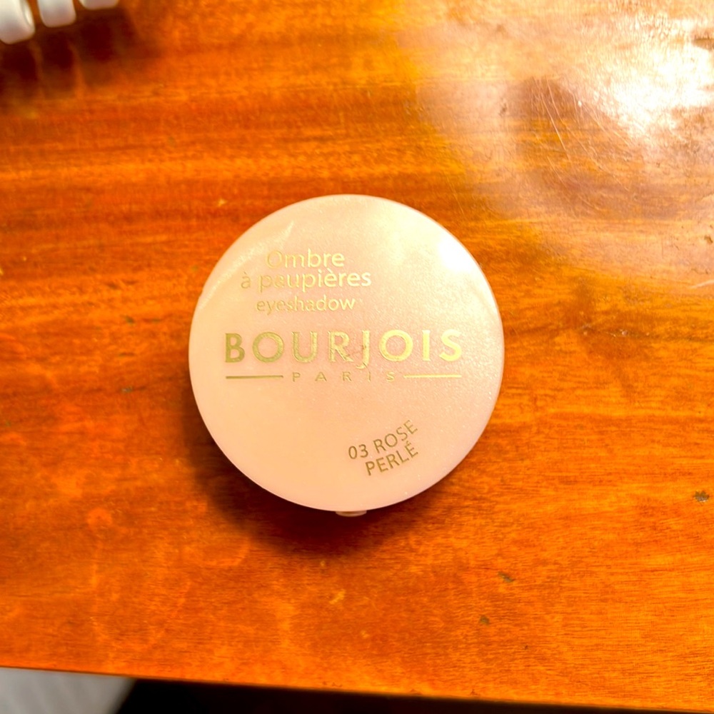 BOURJOIS PARIS (A FRENCH BRAND) “LITTLE ROUND POT” EYESHADOW IN #3–ROSE PERLE